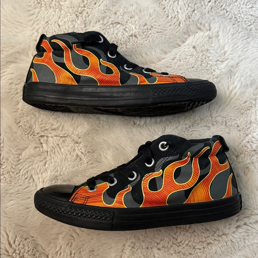 Converse Kids Sneakers with Flame Design 4